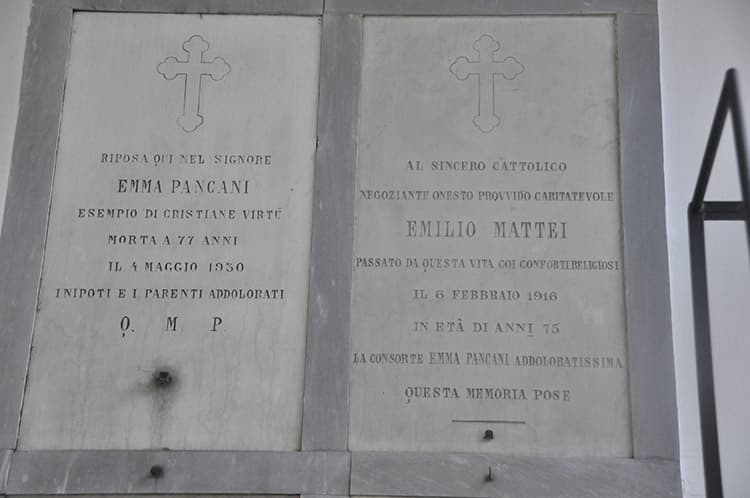 Tombs of Emilio and Emma